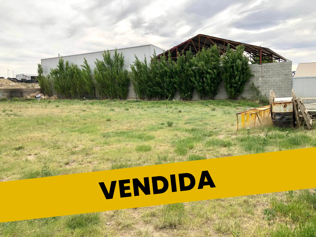 Terreno en Barrio Industrial 3-100